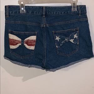 New Women’s Blue Jean Shorts Patriotic bow pockets